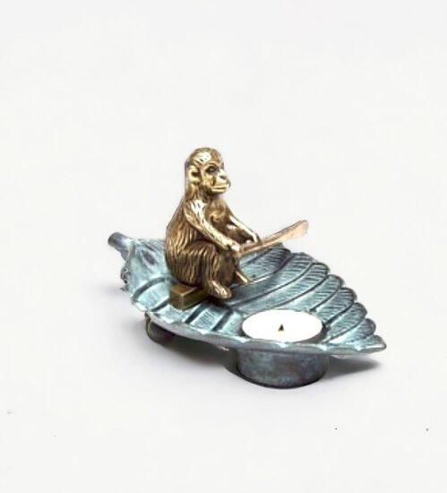 Monkey on leaf tealite holder